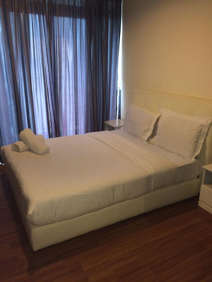 Kl Service Suite At Taragon Kuala Lumpur Exteriör bild