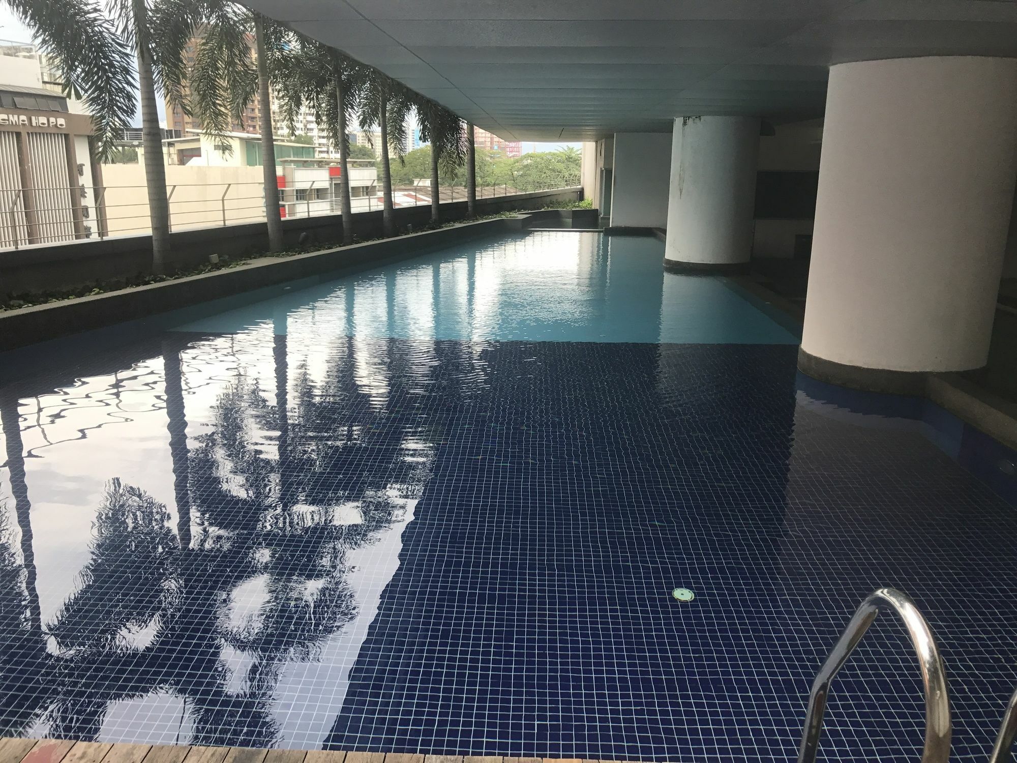 Kl Service Suite At Taragon Kuala Lumpur Exteriör bild